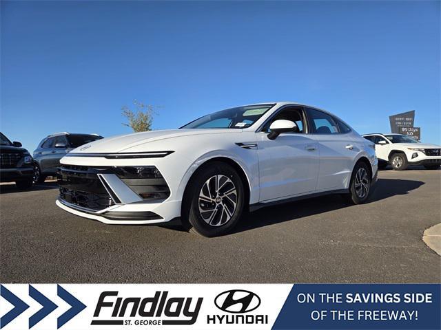new 2026 Hyundai Sonata Hybrid car, priced at $31,350