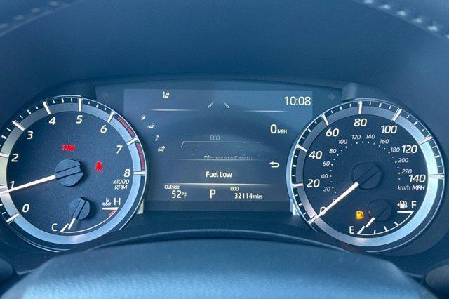 used 2024 Toyota Highlander car, priced at $35,996