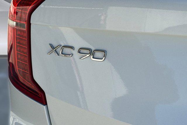 used 2020 Volvo XC90 Hybrid car, priced at $31,888