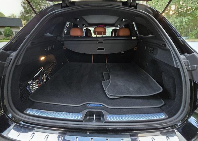 used 2023 Mercedes-Benz GLC 300 car, priced at $37,795