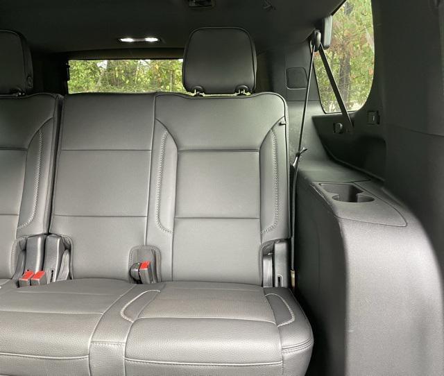 used 2022 GMC Yukon XL car, priced at $51,795