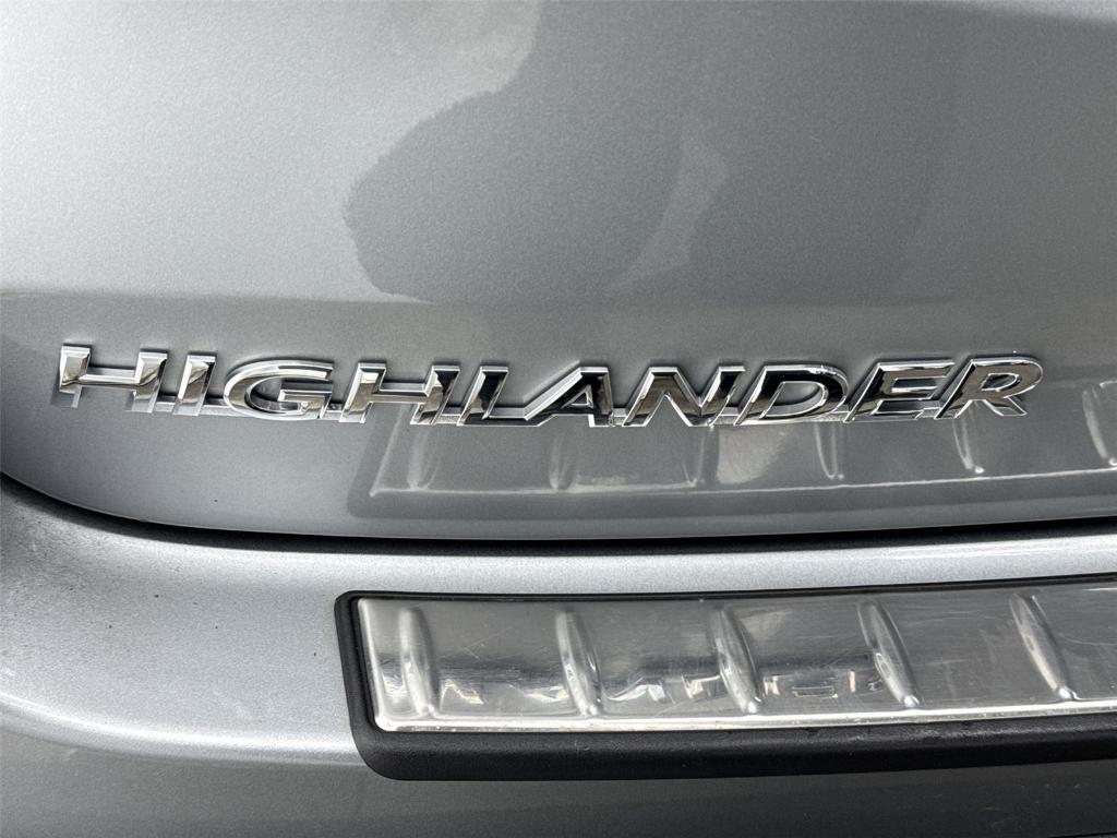 used 2017 Toyota Highlander car, priced at $24,849