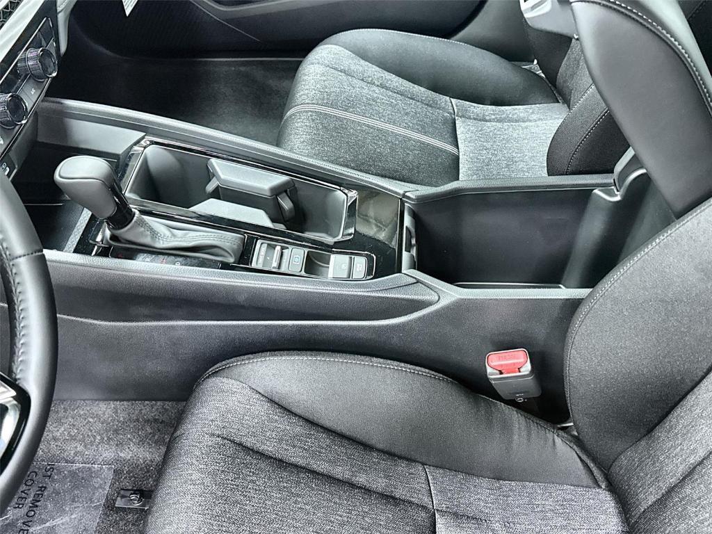 new 2026 Honda Accord Hybrid car, priced at $35,390