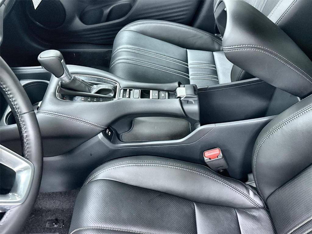 new 2027 Honda HR-V car, priced at $33,698