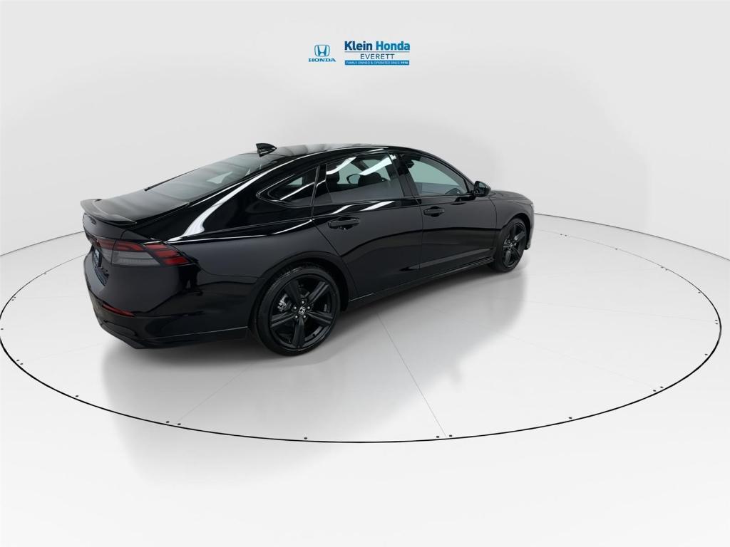new 2026 Honda Accord Hybrid car, priced at $37,090