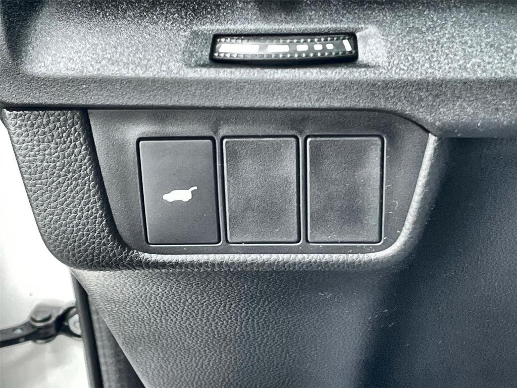 new 2026 Honda CR-V Hybrid car, priced at $39,797