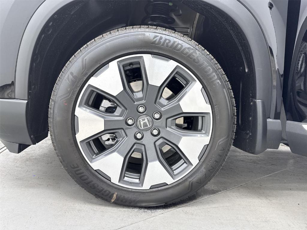 new 2026 Honda Pilot car, priced at $52,990