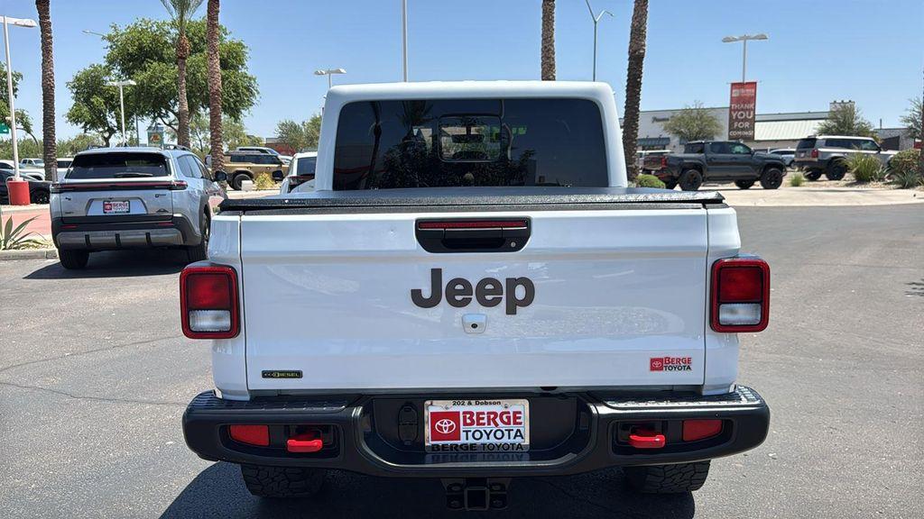 used 2023 Jeep Gladiator car, priced at $43,981