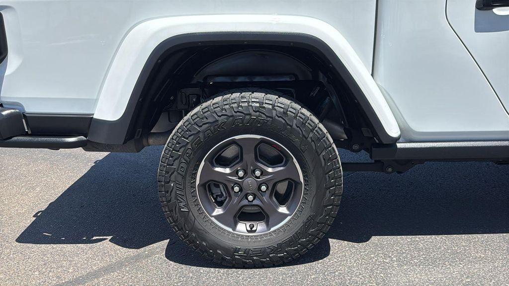 used 2023 Jeep Gladiator car, priced at $43,981