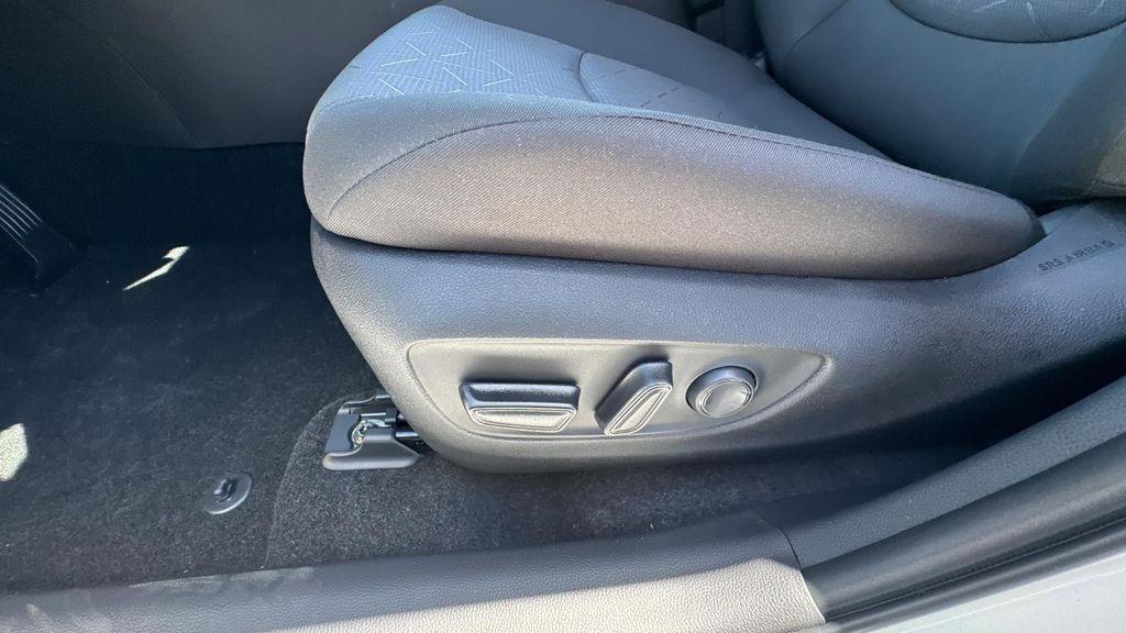 new 2025 Toyota RAV4 car