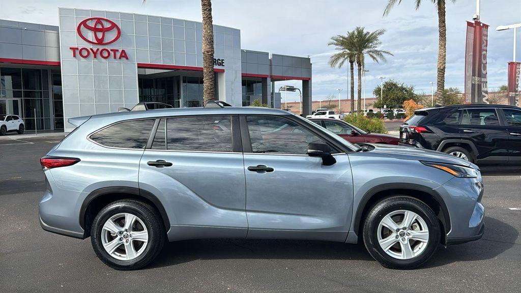 used 2023 Toyota Highlander car, priced at $32,888