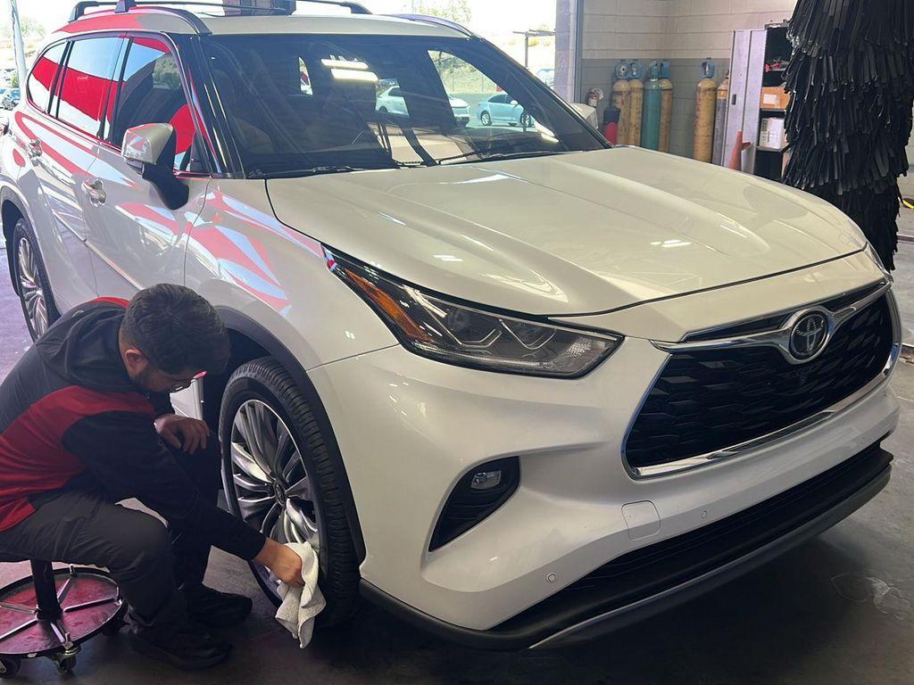 used 2022 Toyota Highlander car, priced at $42,981