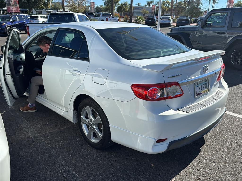 used 2013 Toyota Corolla car