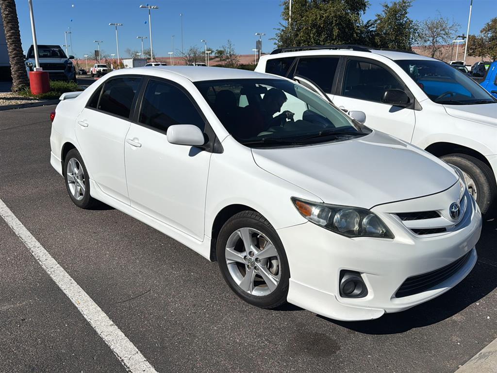 used 2013 Toyota Corolla car