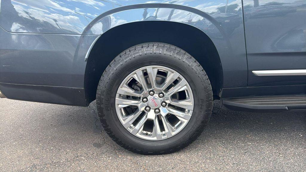 used 2021 GMC Yukon XL car, priced at $41,481