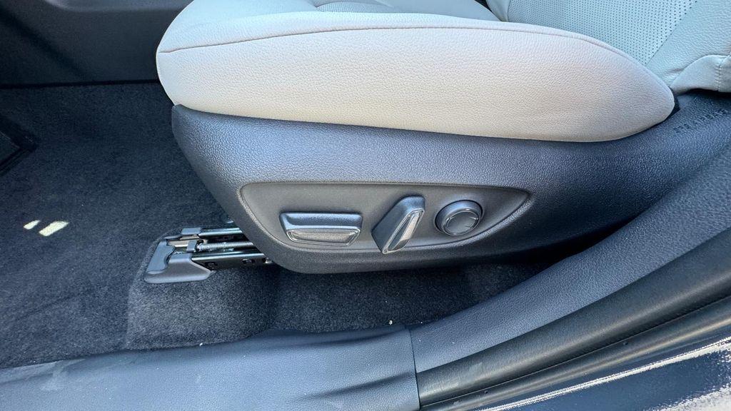 new 2026 Toyota Grand Highlander Hybrid car, priced at $52,983