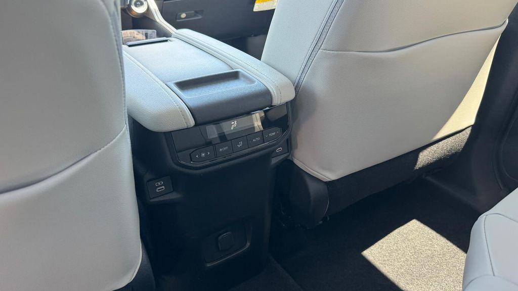 new 2026 Toyota Grand Highlander Hybrid car, priced at $52,983