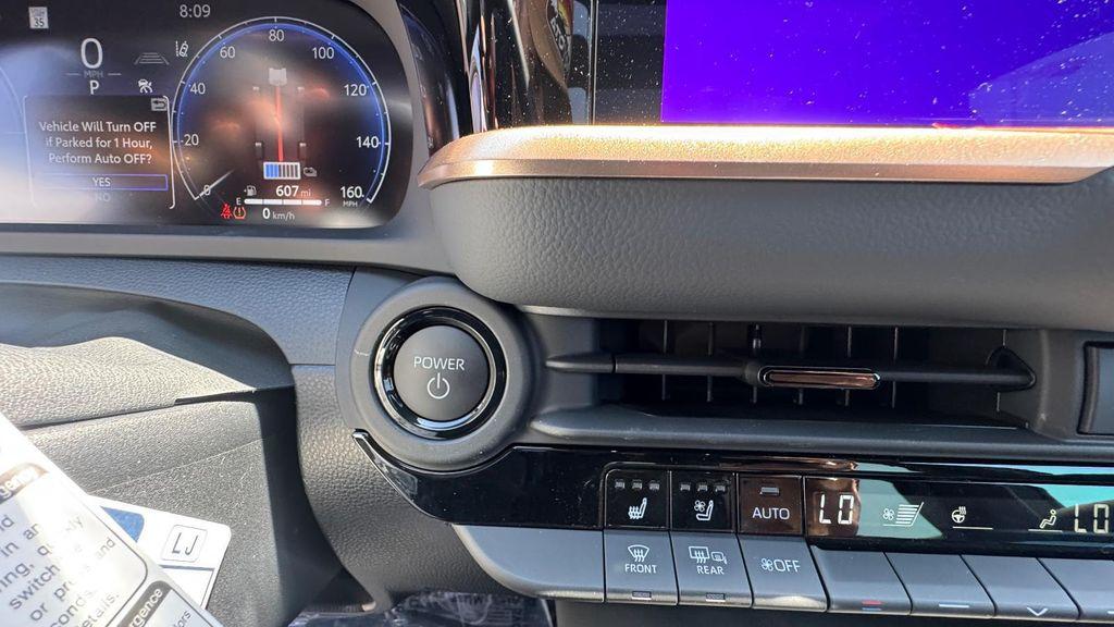 new 2025 Toyota Crown Signia car