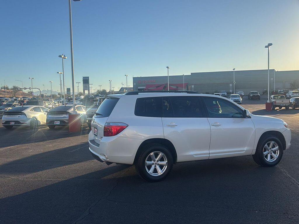 used 2010 Toyota Highlander car, priced at $11,488