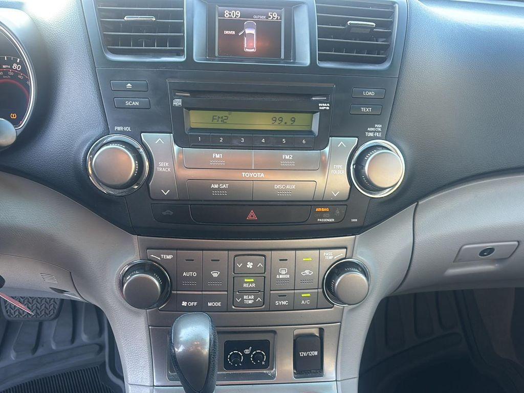 used 2010 Toyota Highlander car, priced at $11,488
