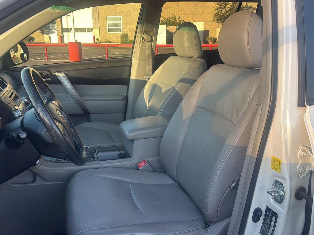 used 2010 Toyota Highlander car, priced at $11,488