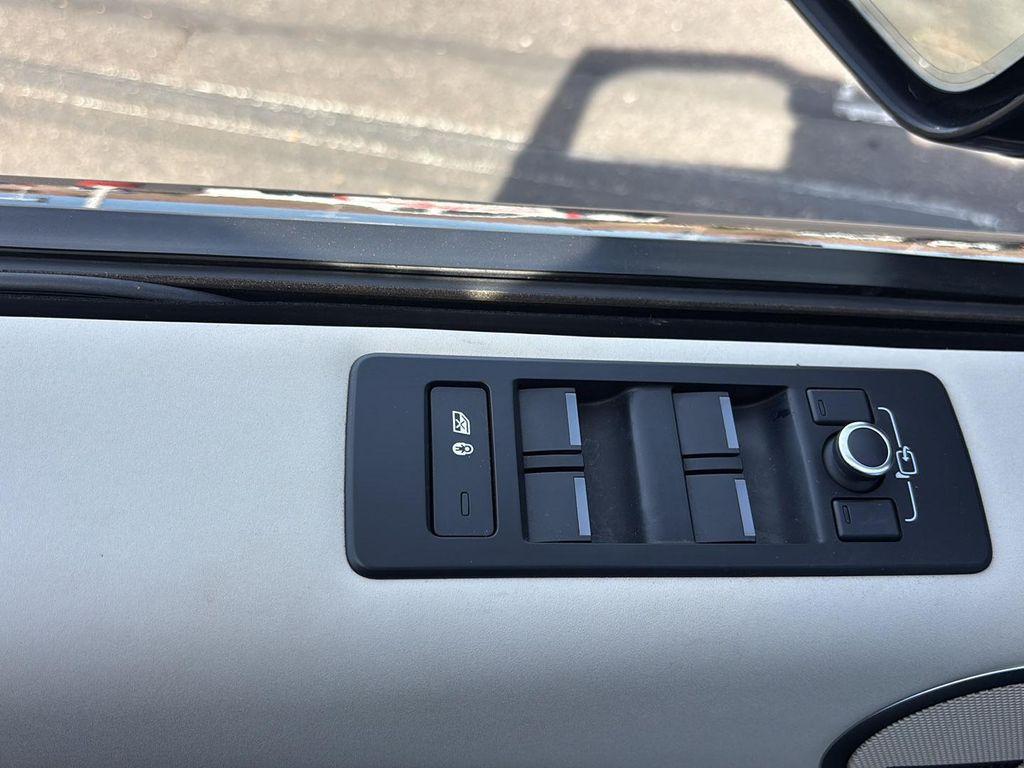 used 2021 Land Rover Discovery car, priced at $21,881