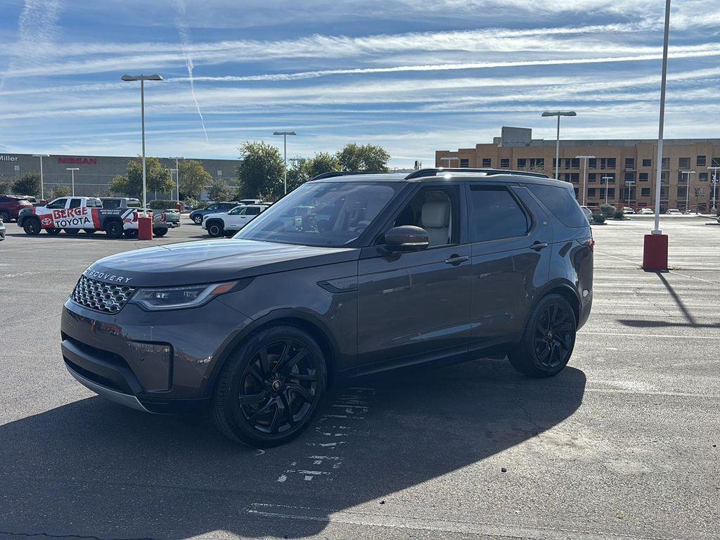 used 2021 Land Rover Discovery car, priced at $21,881