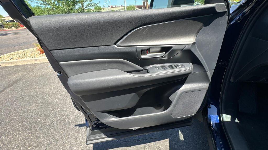 new 2026 Toyota Grand Highlander Hybrid car, priced at $54,793