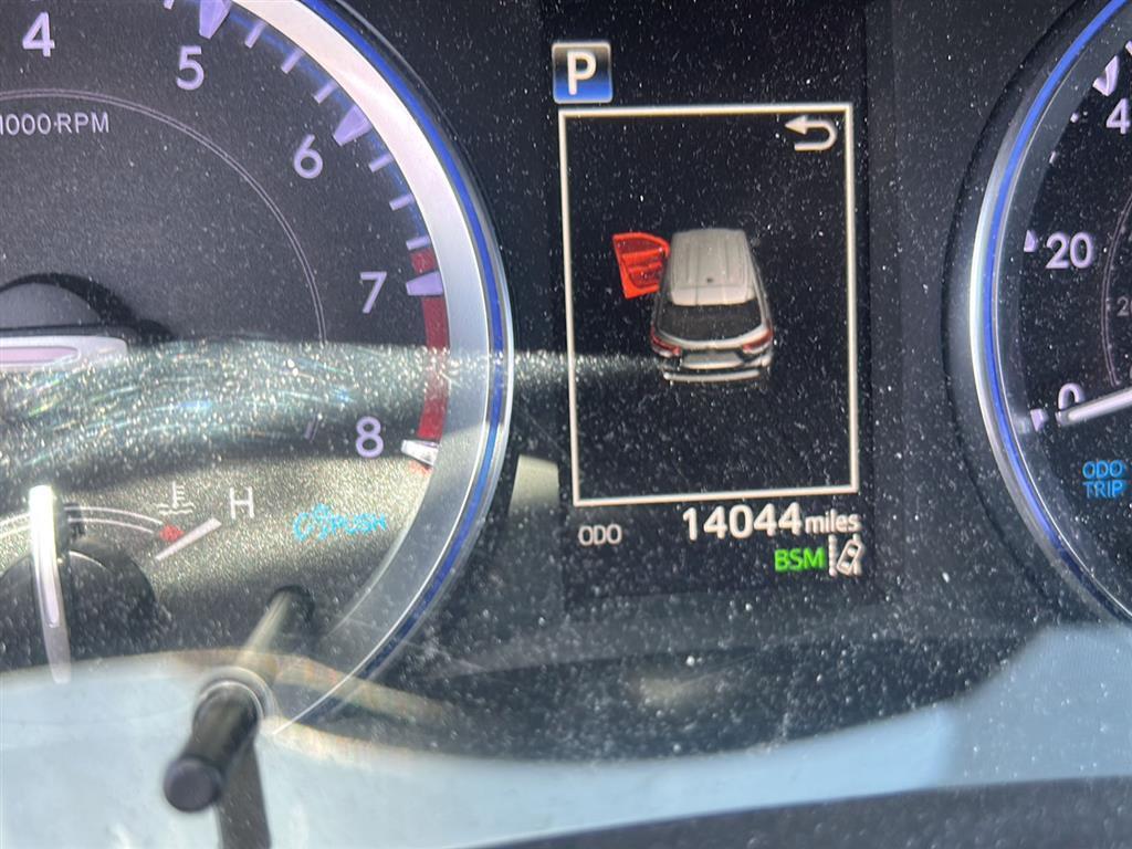 used 2019 Toyota Highlander car, priced at $33,488