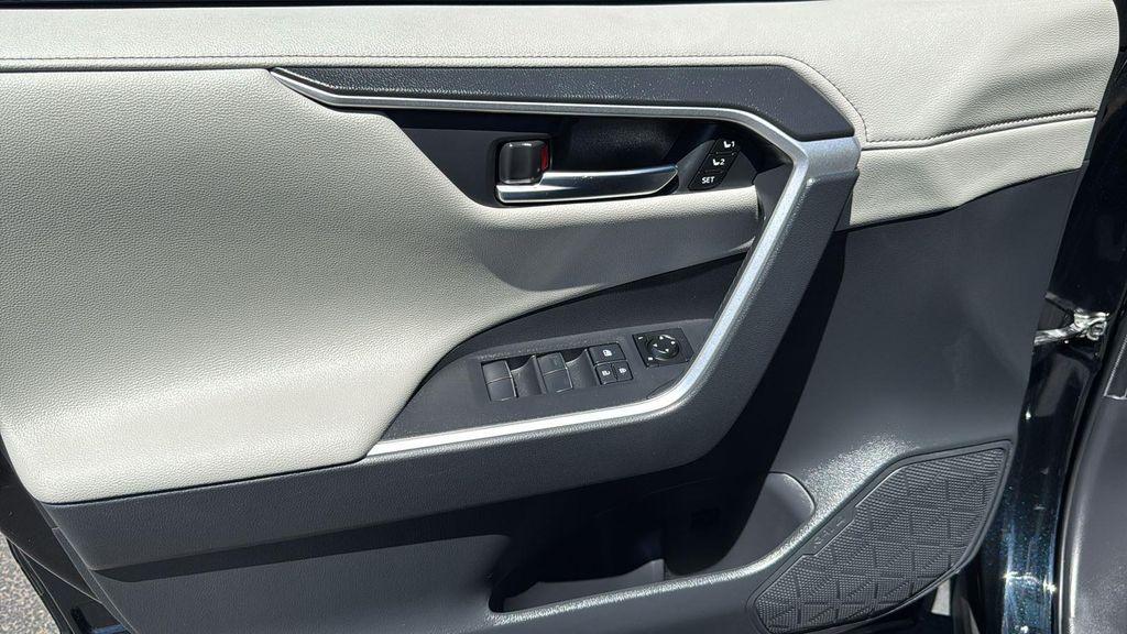 used 2019 Toyota RAV4 car, priced at $27,799