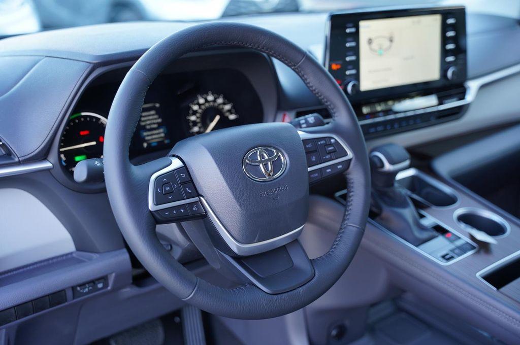 new 2026 Toyota Sienna car