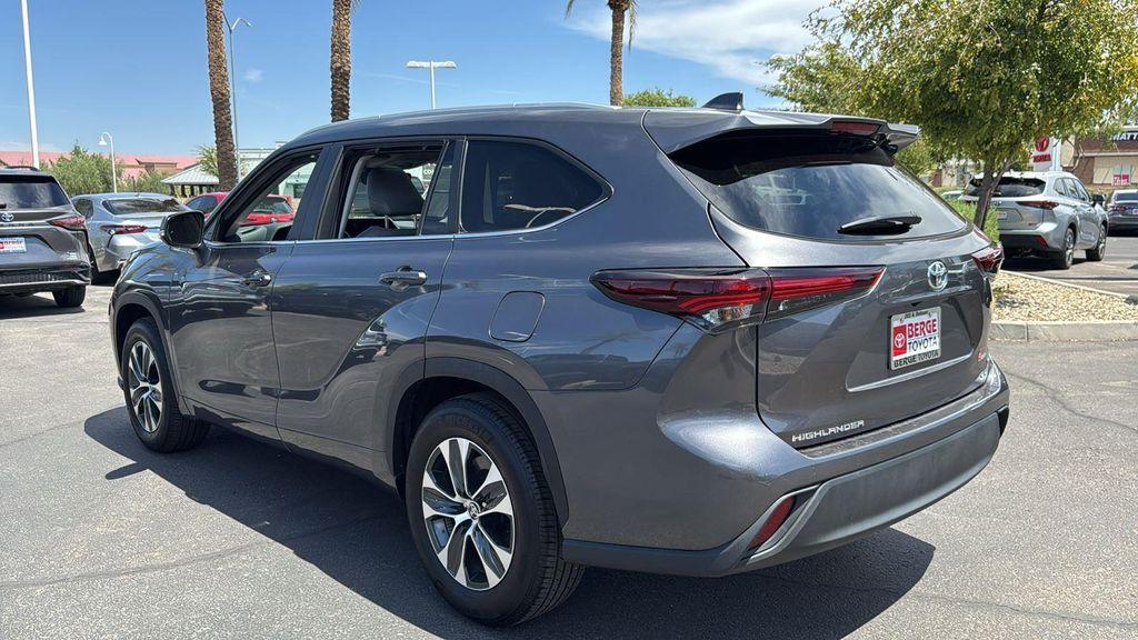 used 2024 Toyota Highlander car, priced at $37,988