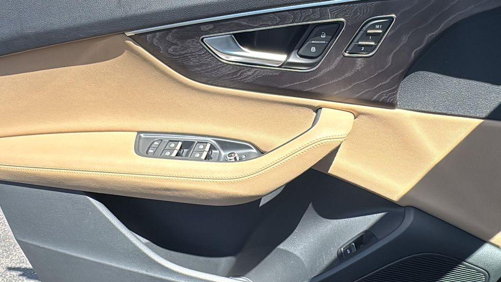 used 2023 Audi Q7 car, priced at $35,988