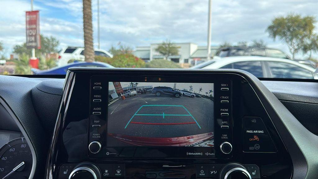 used 2020 Toyota Highlander car, priced at $26,988