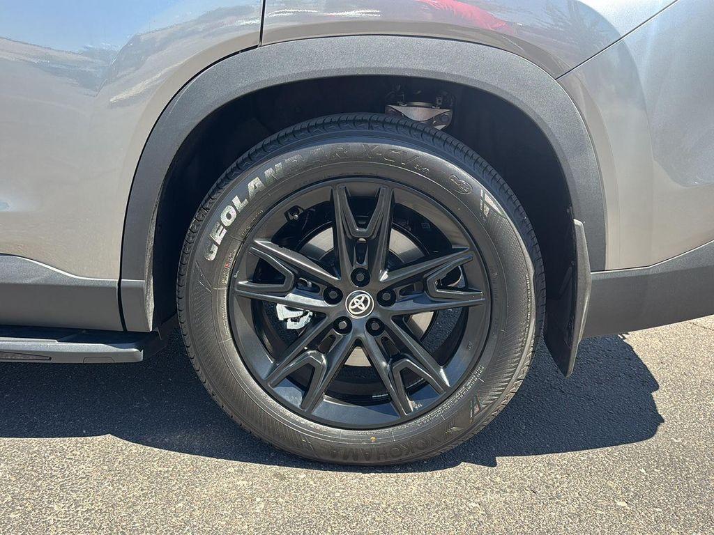 used 2025 Toyota Grand Highlander Hybrid car