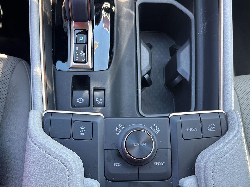 used 2025 Toyota Grand Highlander Hybrid car