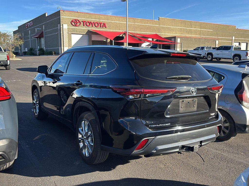 used 2024 Toyota Highlander car, priced at $43,481