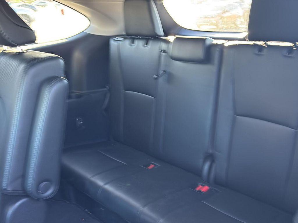 used 2024 Toyota Highlander car, priced at $43,481