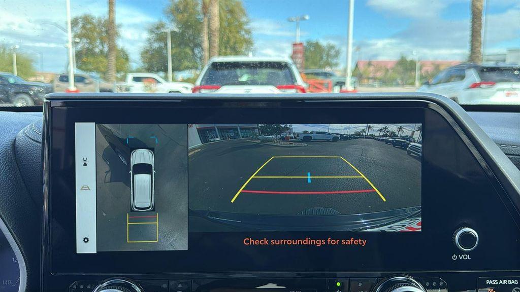 used 2024 Toyota Highlander car, priced at $42,988