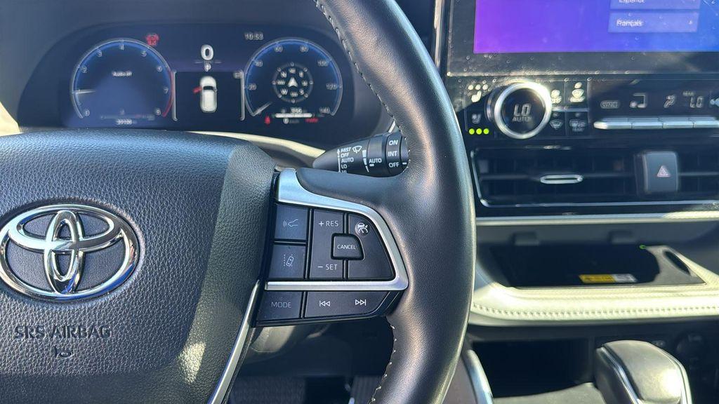 used 2023 Toyota Highlander car, priced at $37,988