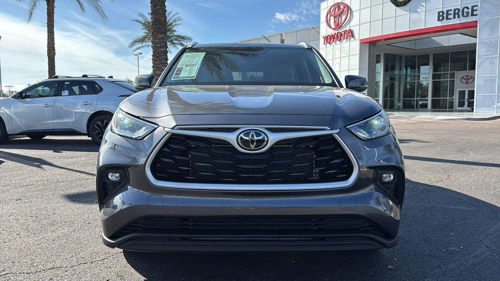 used 2024 Toyota Highlander car, priced at $41,988