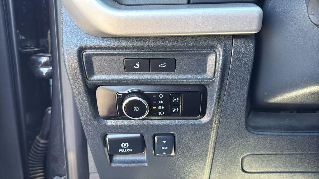 used 2024 Ford Expedition car, priced at $44,894