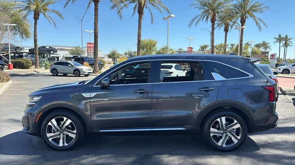 used 2023 Kia Sorento Hybrid car, priced at $25,329