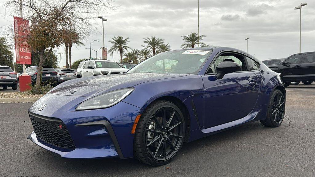 used 2023 Toyota GR86 car, priced at $29,981