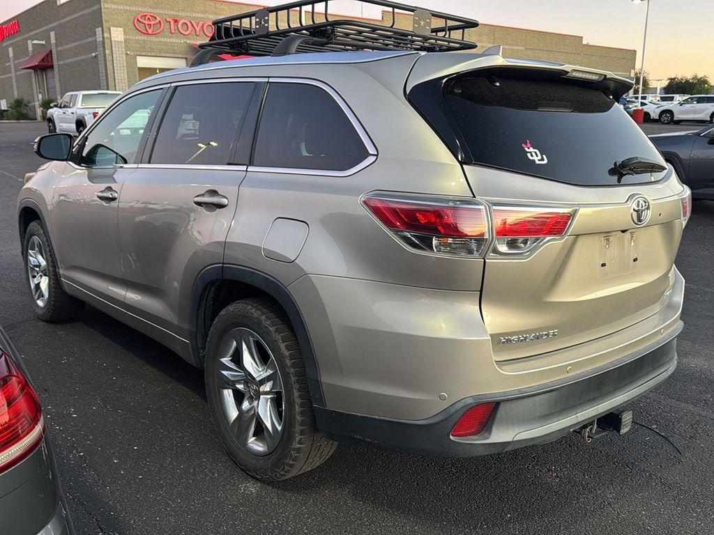 used 2014 Toyota Highlander car, priced at $14,882