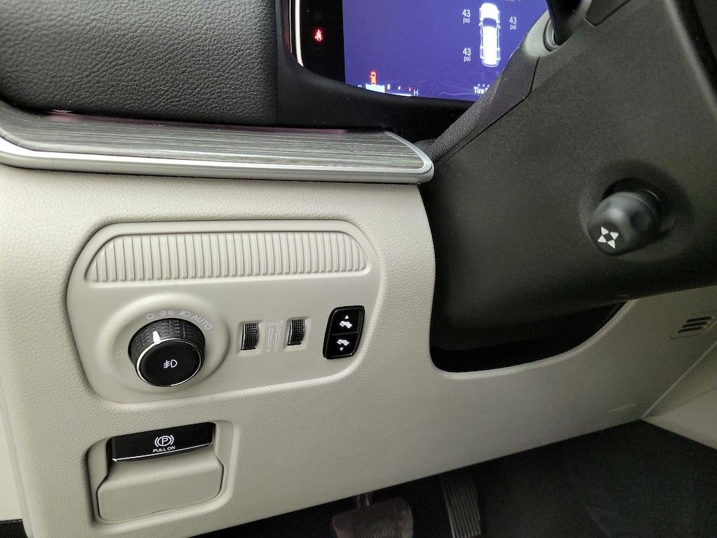 used 2024 Jeep Wagoneer L car, priced at $44,998