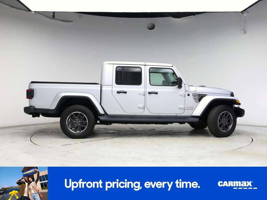 used 2023 Jeep Gladiator car, priced at $34,998