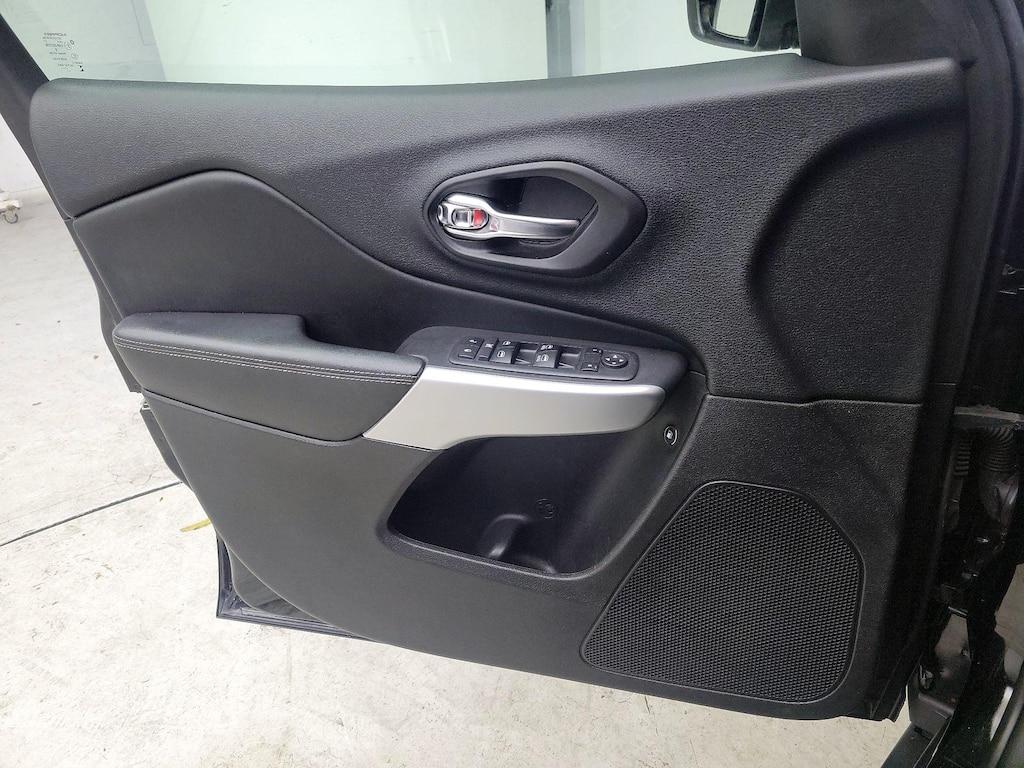 used 2018 Jeep Cherokee car, priced at $13,998