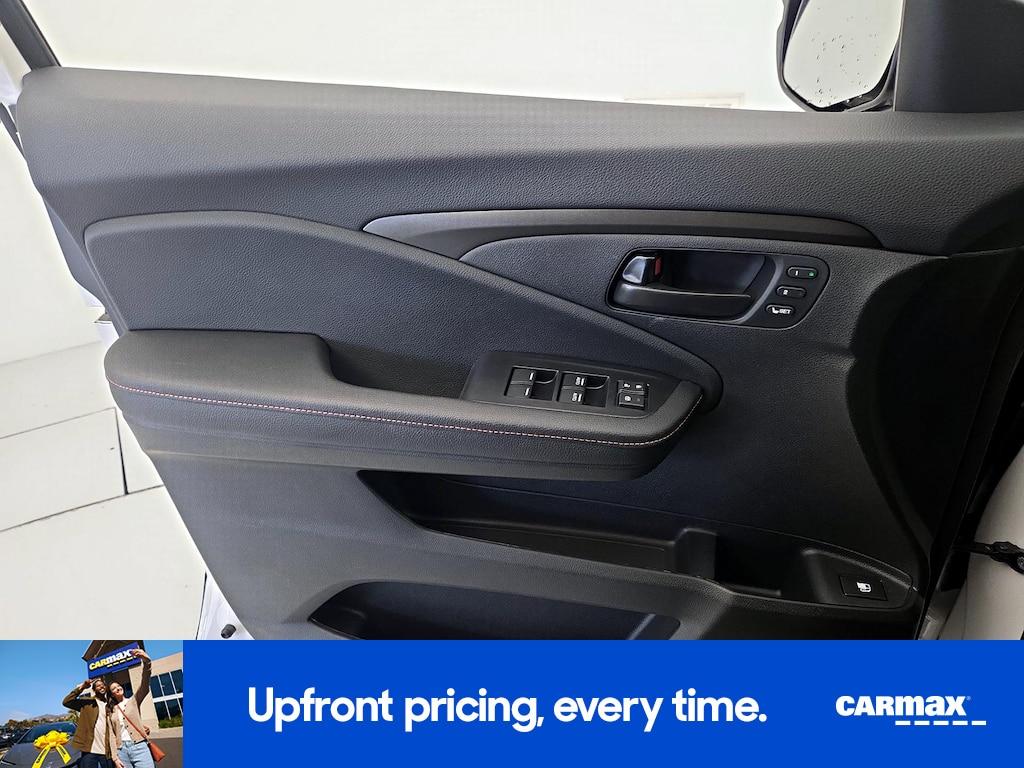 used 2025 Honda Ridgeline car, priced at $40,998