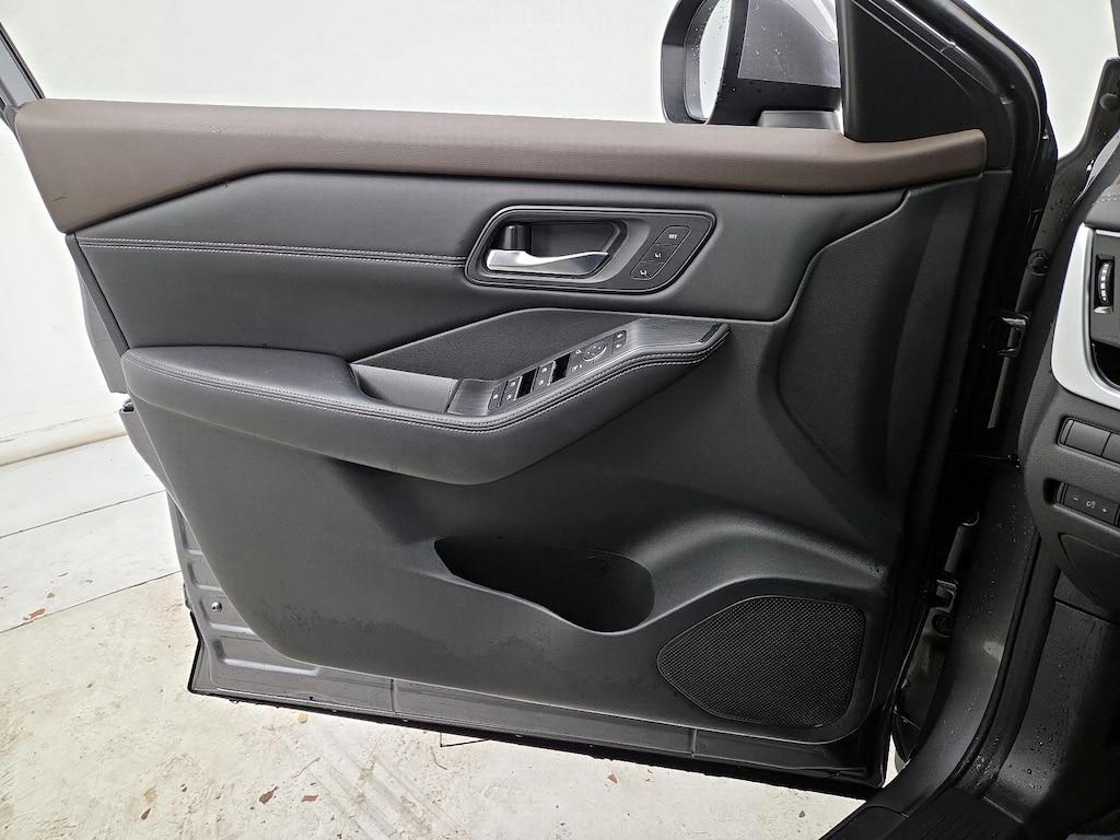 used 2023 Nissan Rogue car, priced at $26,998